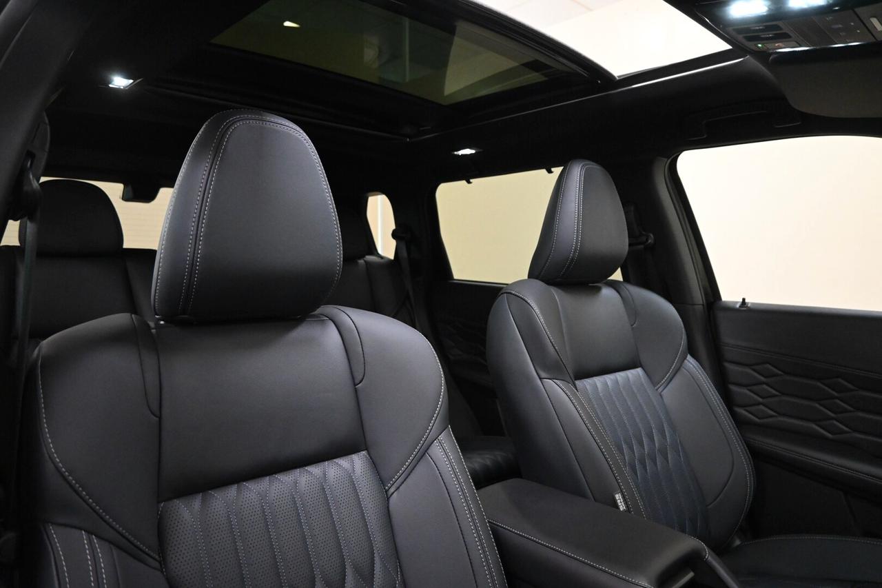 MITSUBISHI Outlander 4ª serie Outlander 2.4L 4...