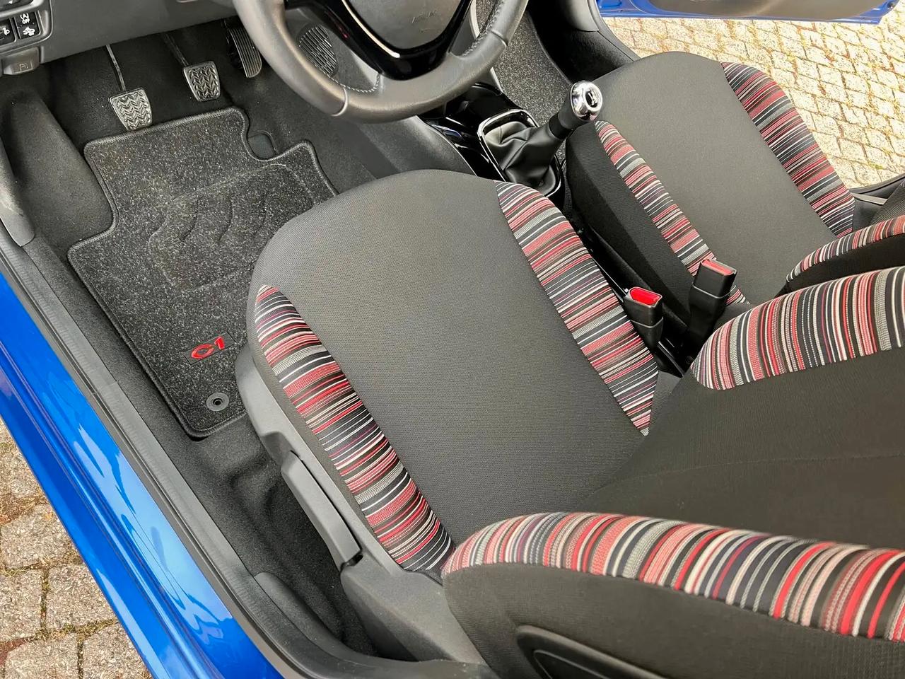 Citroen C1 5 Porte 1.0 VTi 72cv Shine Neopatentati