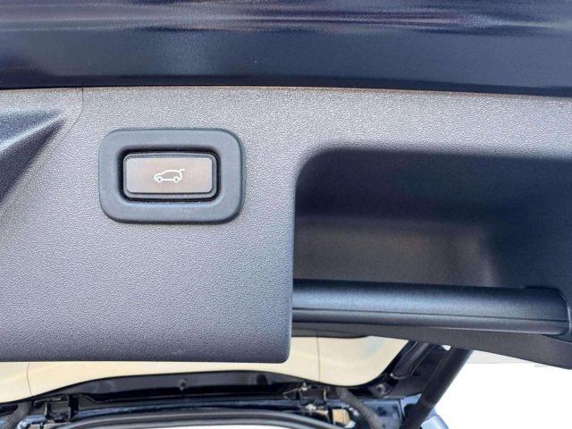 LAND ROVER Discovery Sport 2.0D I4-L FLW AWD AUTOMATICA