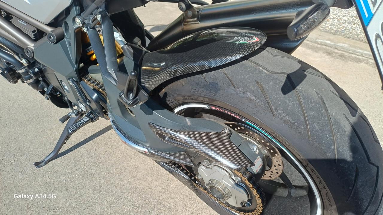 Mv Agusta Brutale 1090 RR permute