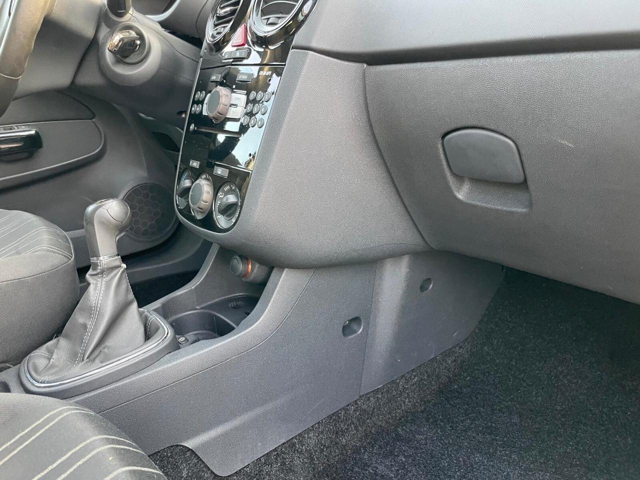 Opel Corsa 1.2 5 porte Edition