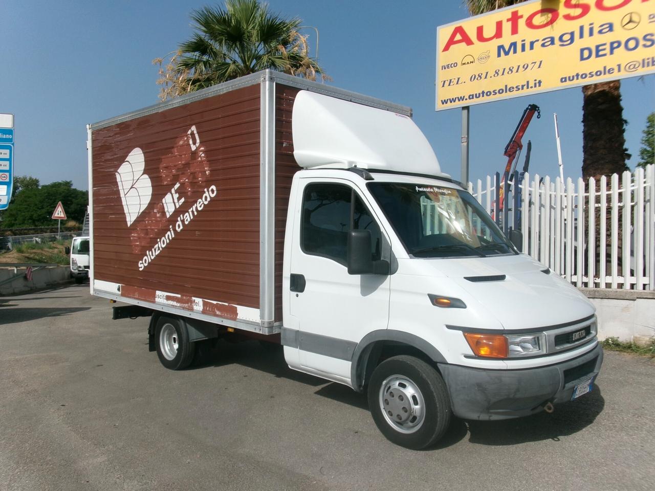 Iveco Daily 35C12 2.3 120CV P.3450 FURGONE LEGA DA 3.95M 200000 KM