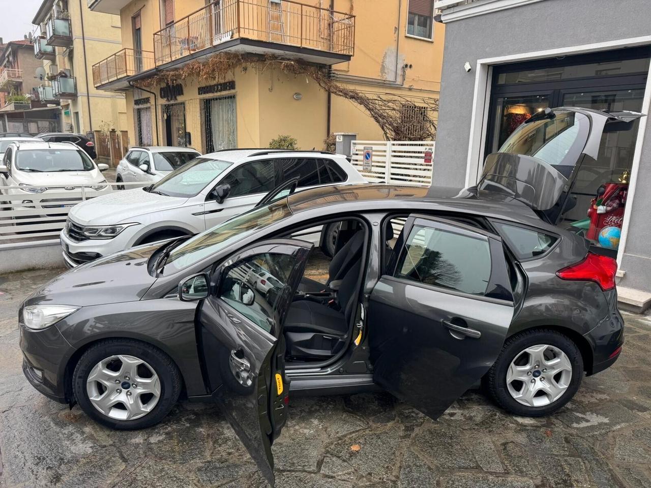 FORD FOCUS 1.5 TDCi 95cv TITANIUM NEOPAT