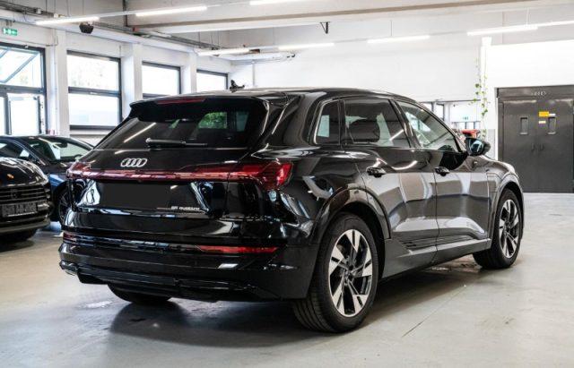 AUDI e-tron 55 quattro S line edition