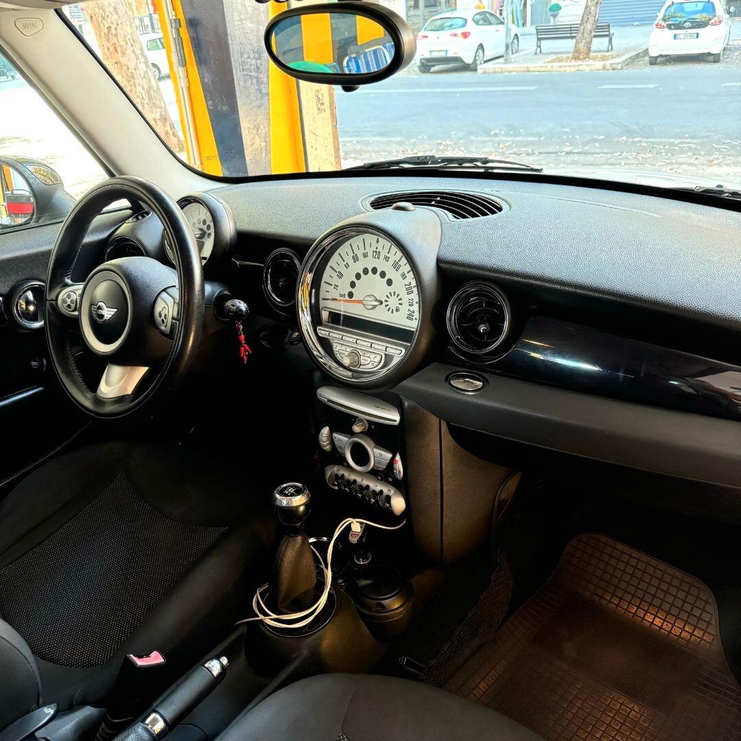 Mini Cooper D 1.6 109cv **vari lavori eseguiti**