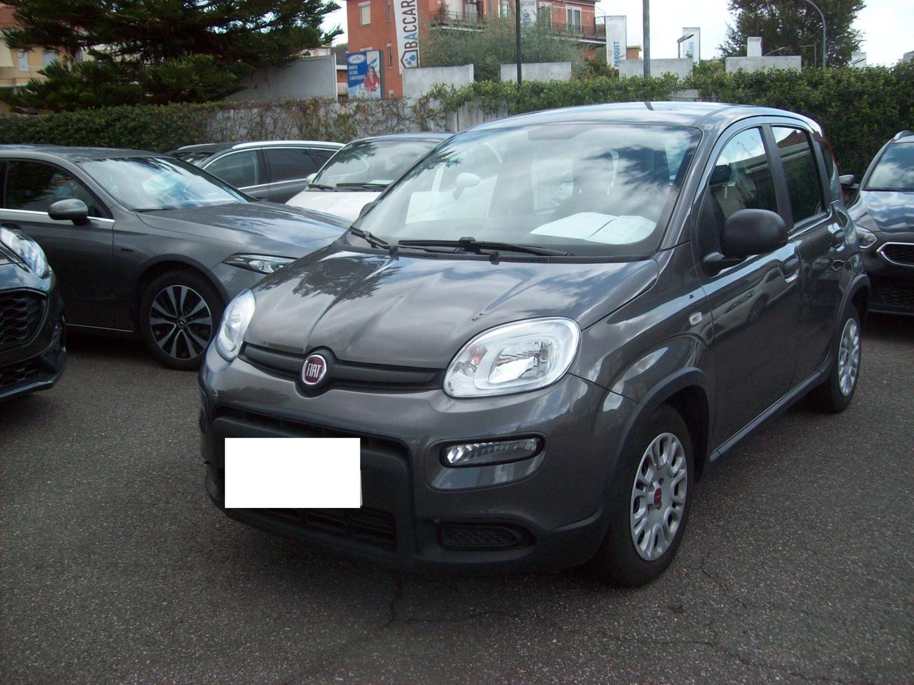 Fiat Panda 1.0 FireFly S&S Hybrid Garmin