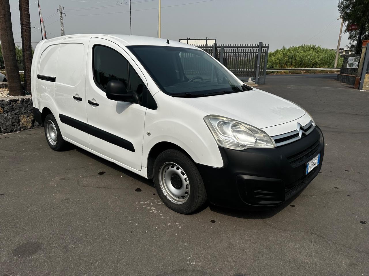 Citroen Berlingo maxi uso alimenti