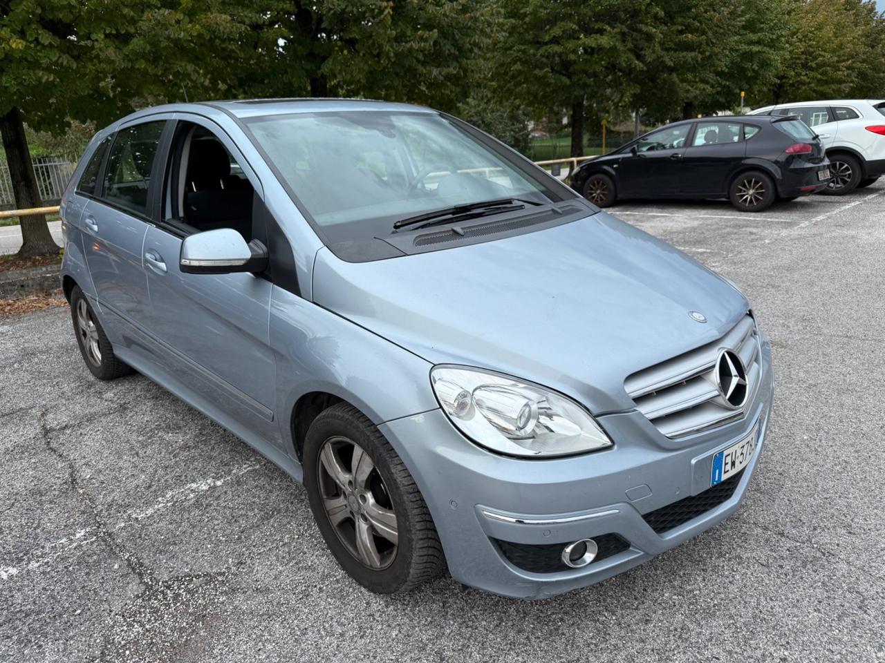 Mercedes-Benz B200 CDI 140cv E5