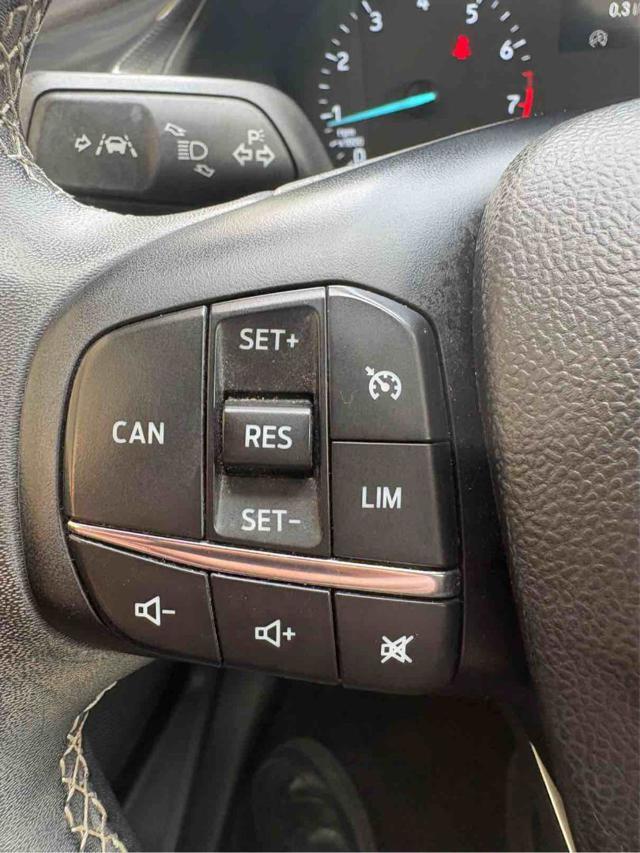 FORD Puma 1.0 EcoBoost Hybrid 125 CV S&S Titanium