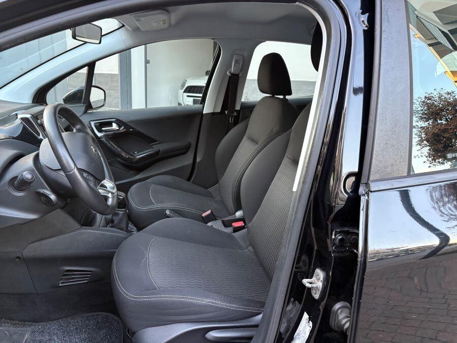 PEUGEOT 208 1.2 82 CV ALLURE CERTIFICATA NUOVA