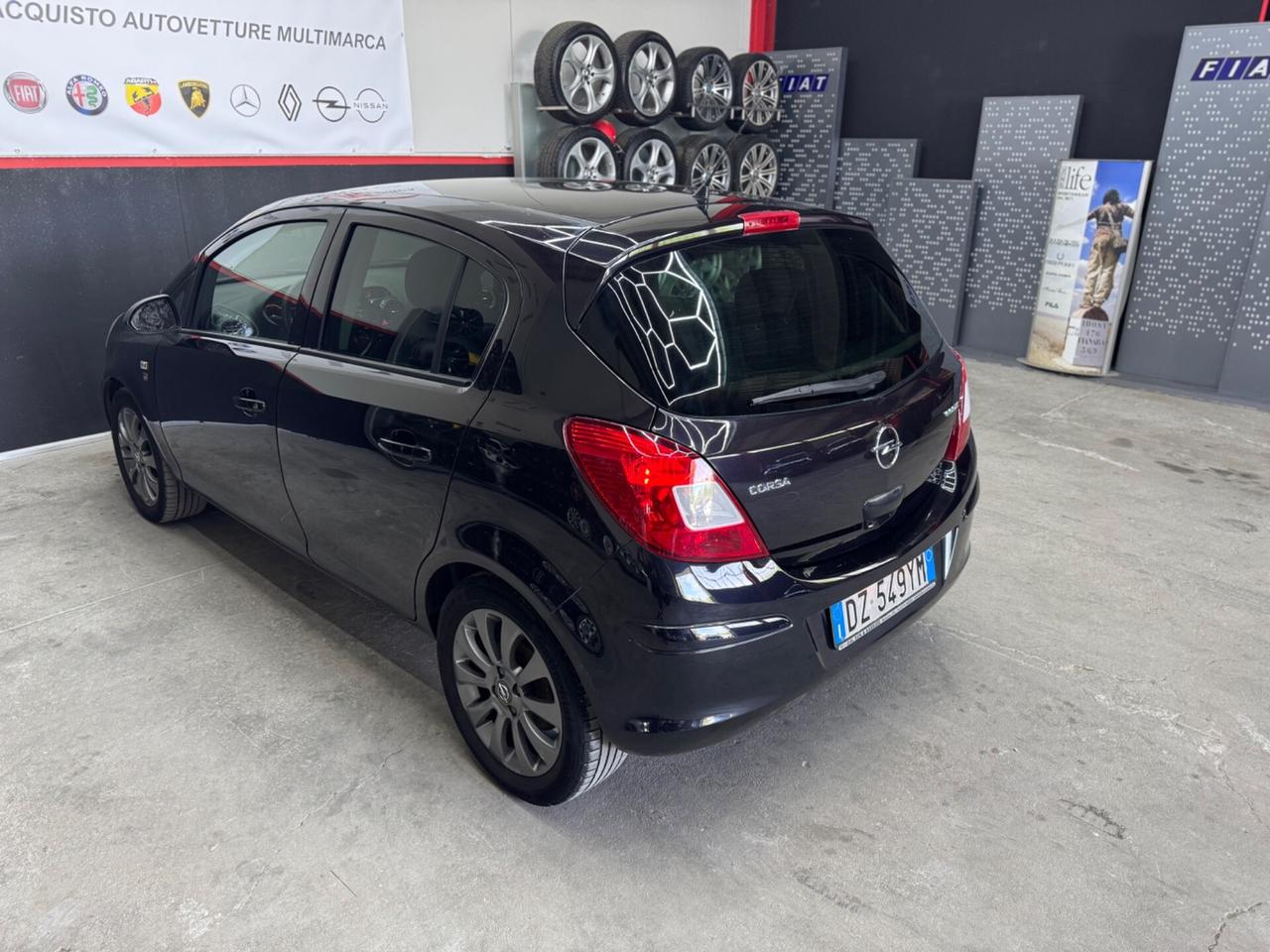 Opel Corsa 1.3 CDTI 5 porte ADATTA NEOPATENTATI