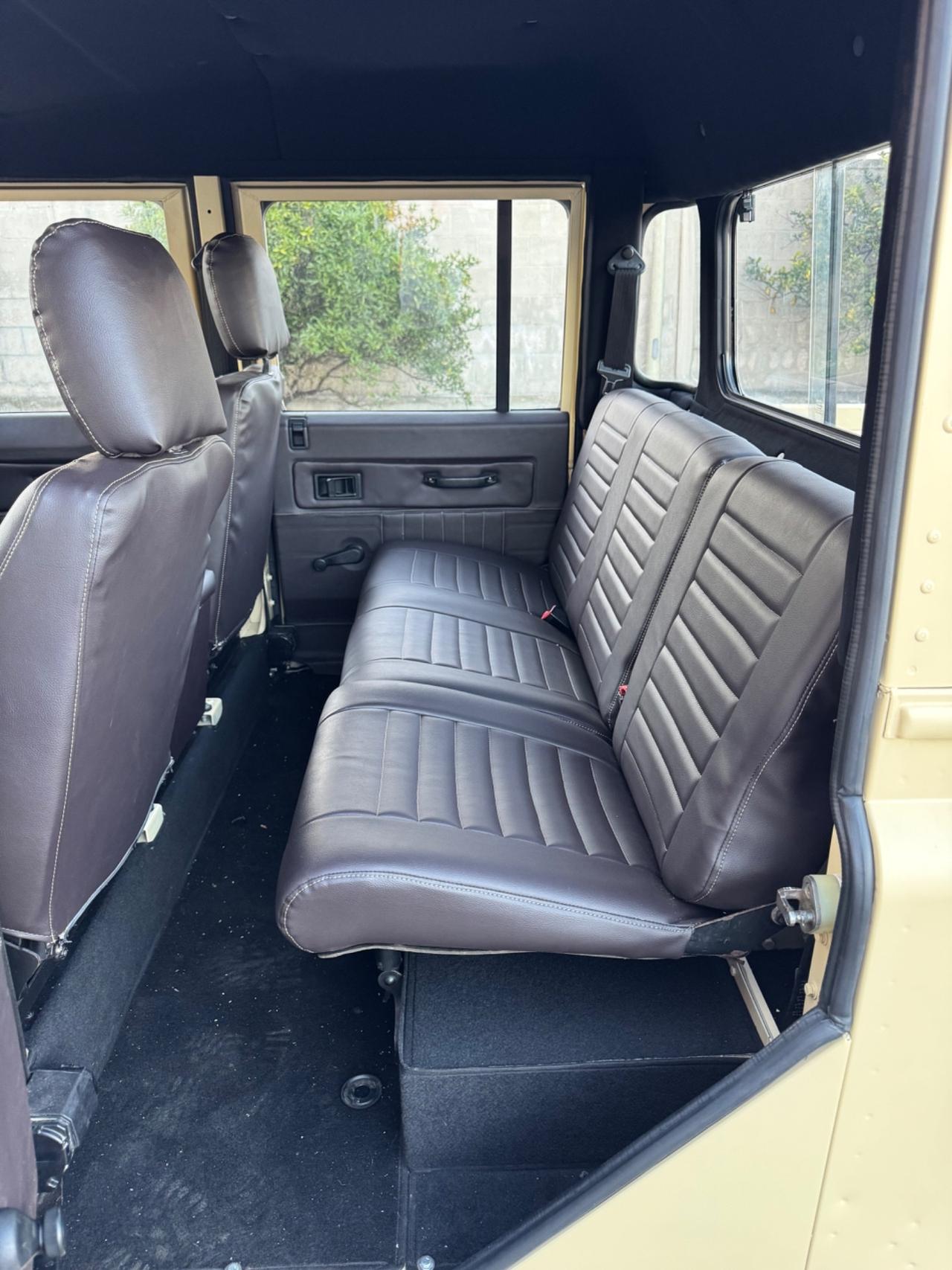 Land Rover Defender 130 2.5 Tdi cat DC Pick Up