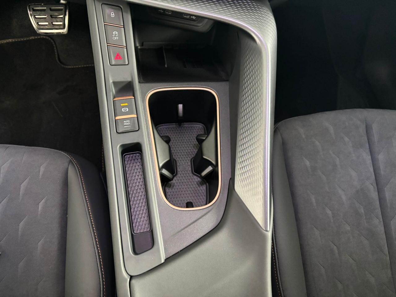 Cupra Terramar 1.5 e-Hybrid DSG