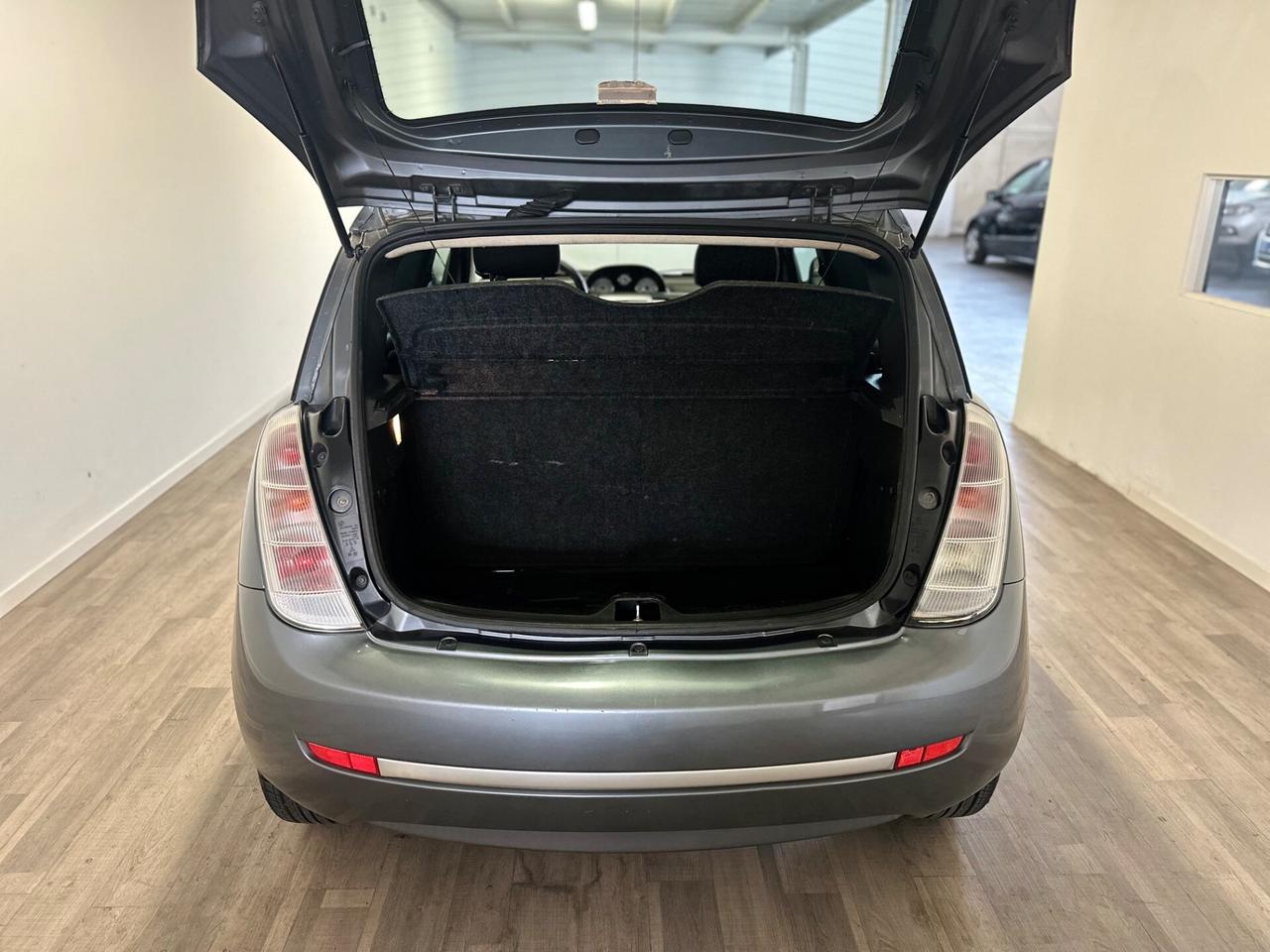 Lancia Ypsilon 1.2 Argento NEOPATENTATI