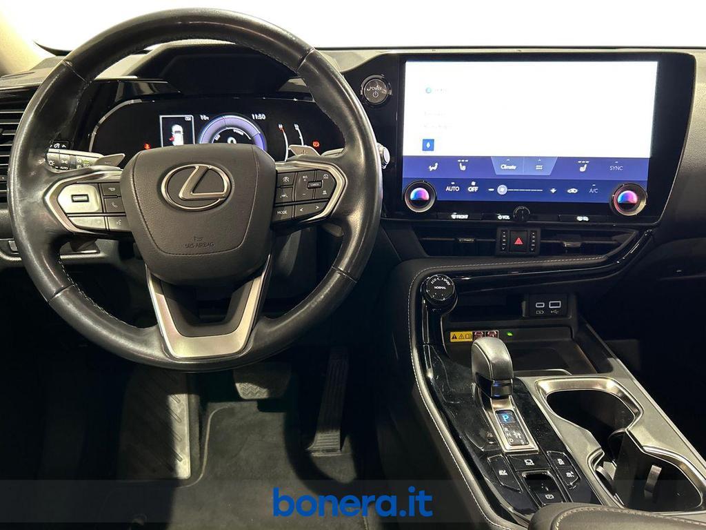 Lexus NX 2.5 Hybrid Premium 4WD e-CVT