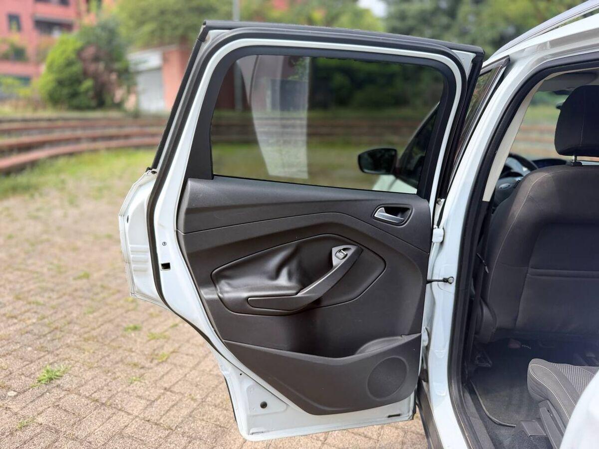 Ford Kuga 1.6 ecoboost Plus s&s 2wd 150cv