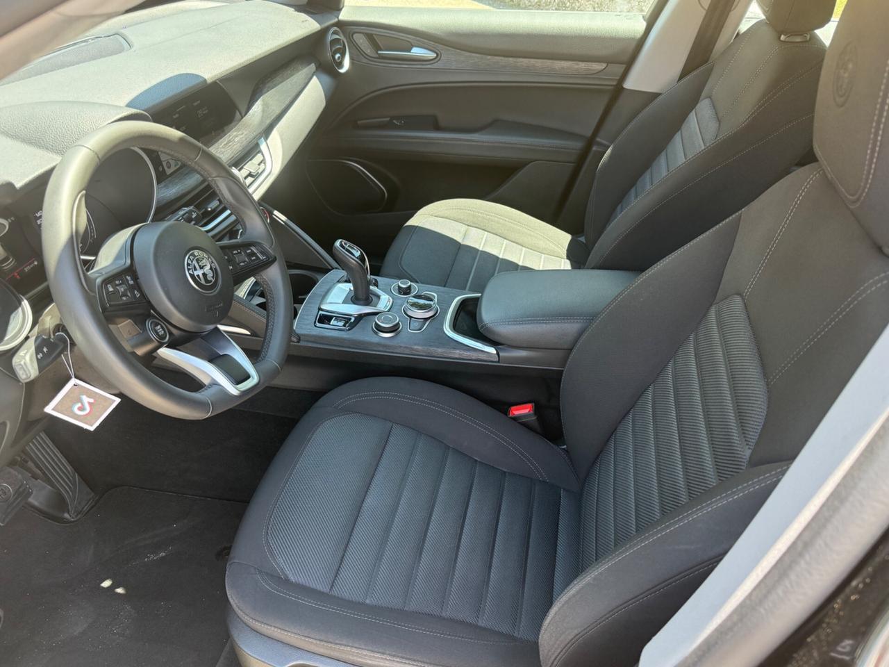 Alfa Romeo Stelvio 2.2 Turbodiesel 160 CV AT8 RWD Super
