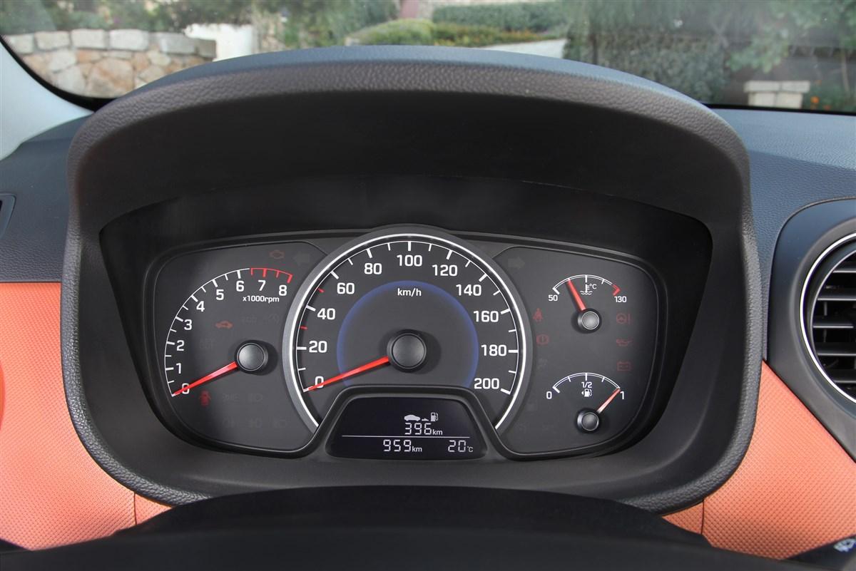 HYUNDAI i10 II 2014 - i10 1.0 Comfort