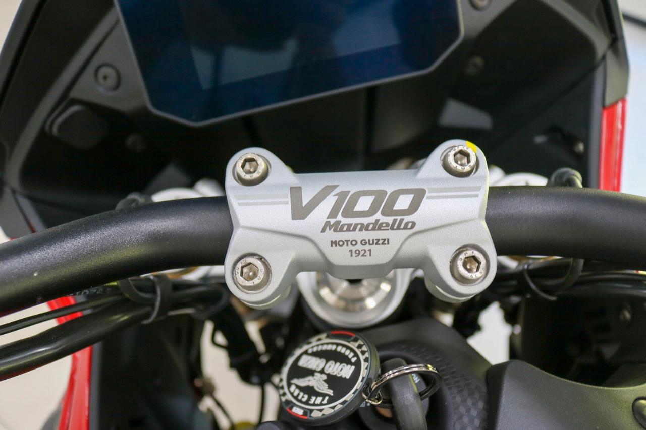 MOTO GUZZI V100 MANDELLO WIND TUNNEL DEMO AZIENDALE
