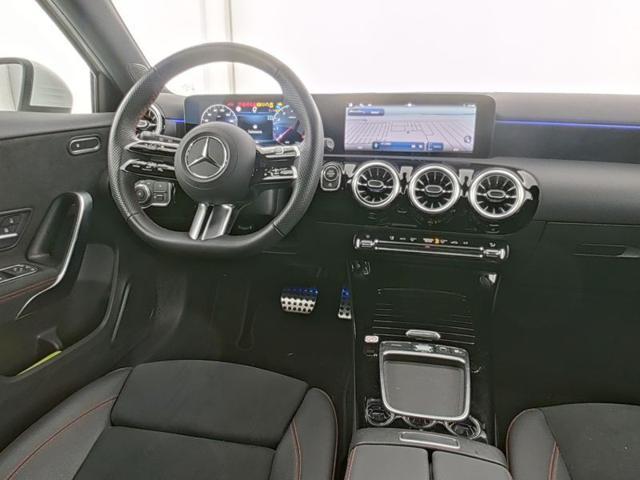 MERCEDES-BENZ A 180 Automatic AMG Line Advanced Plus