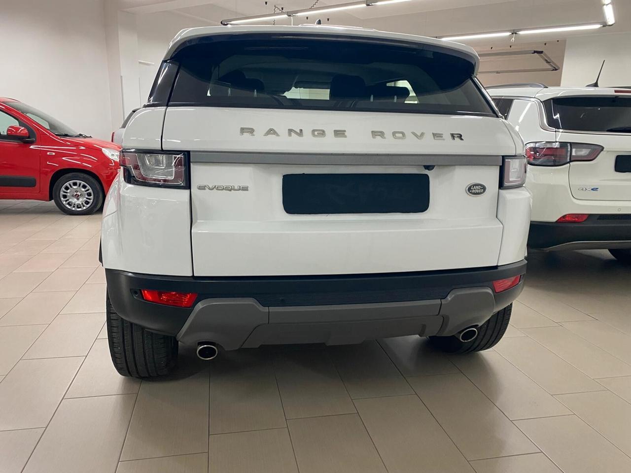 Land Rover Range Evoque 2.0 TD4 150 CV 5p. Pure