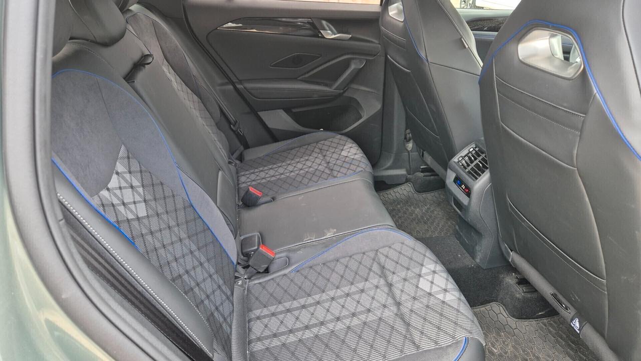 Volkswagen Tiguan 2.0 TDI 150 CV SCR DSG R-Line