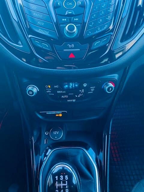 Ford B-Max 1.5 TDCi 75 CV Titanium