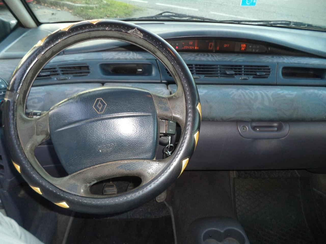 Renault Espace 2.2 TD 12V Dolce Vita