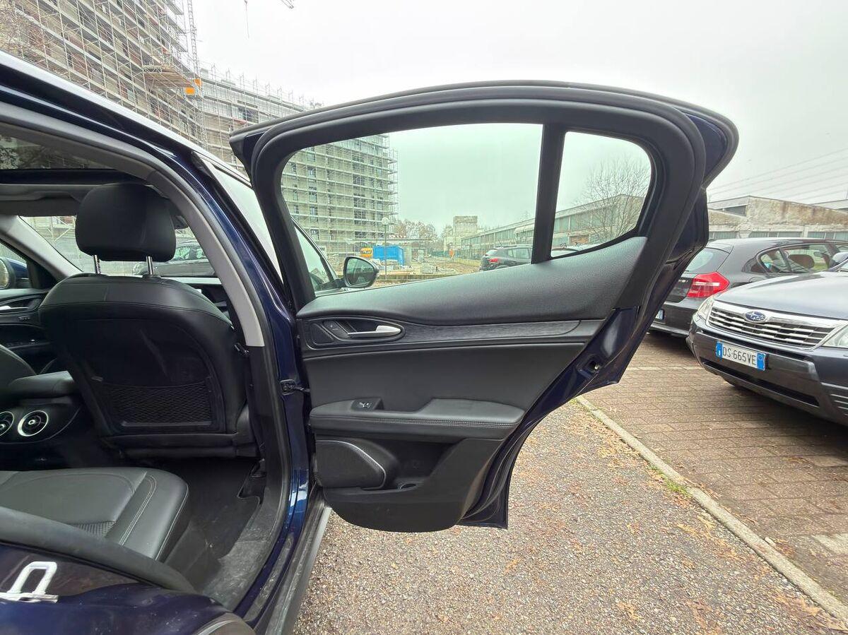 Alfa Romeo Stelvio 2.2 t Ti Q4 210cv auto