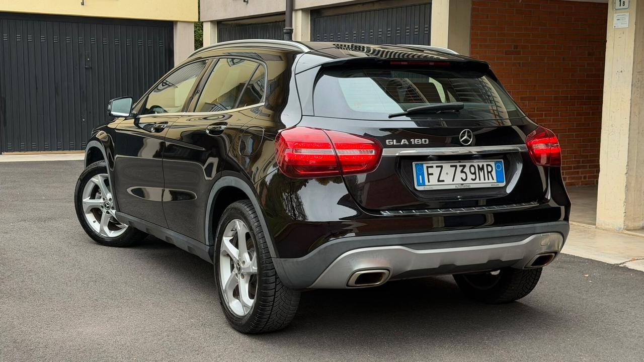Mercedes-benz CLA 180 d Automatic Premium