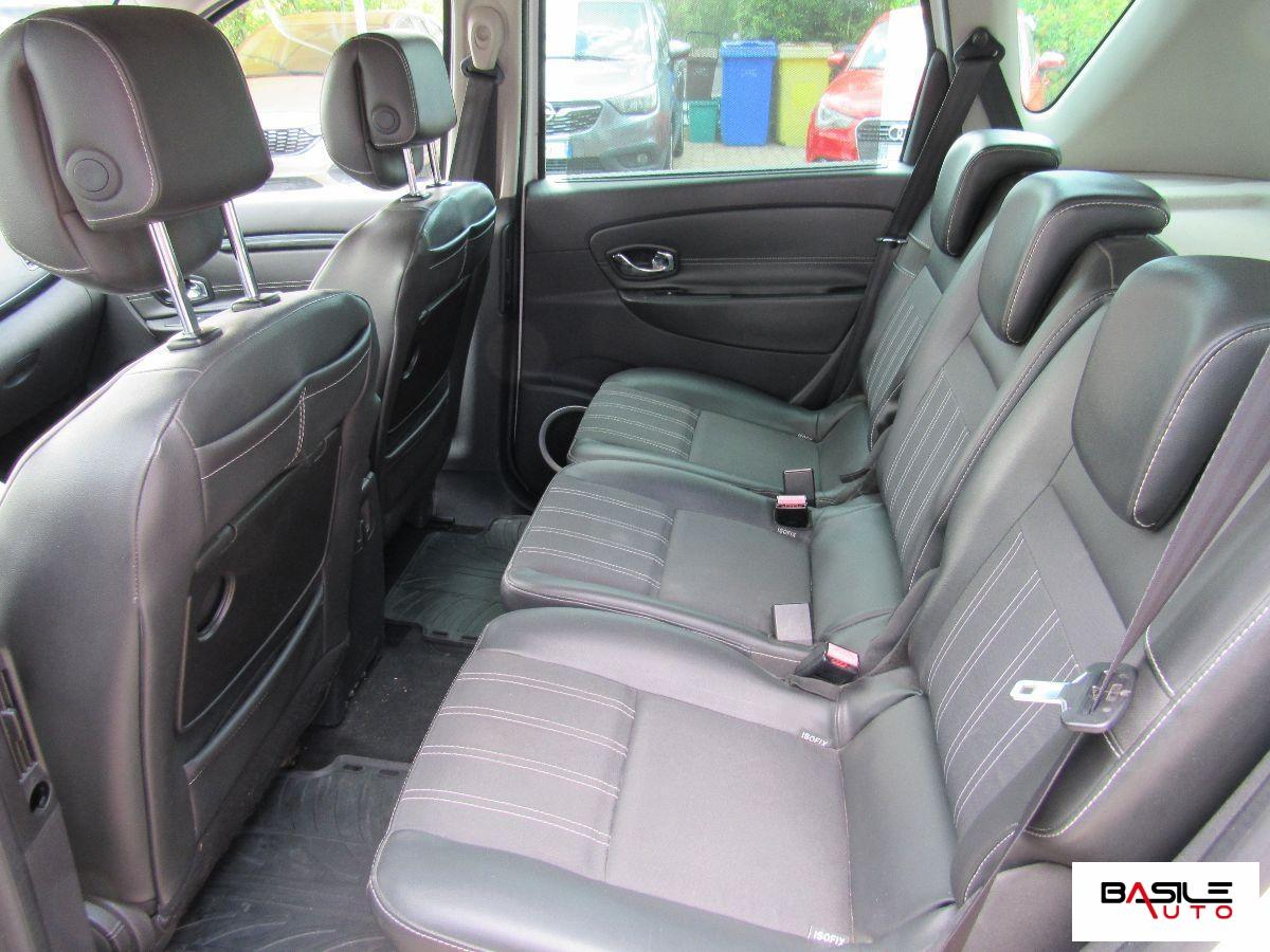RENAULT - ScÃ©nic - 1.5 dCi 110CV EDC Bose