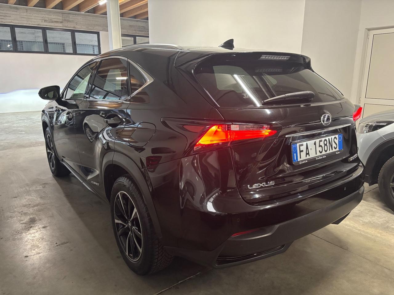 Lexus NX 300h Hybrid 4WD F-Sport FULL OPT.