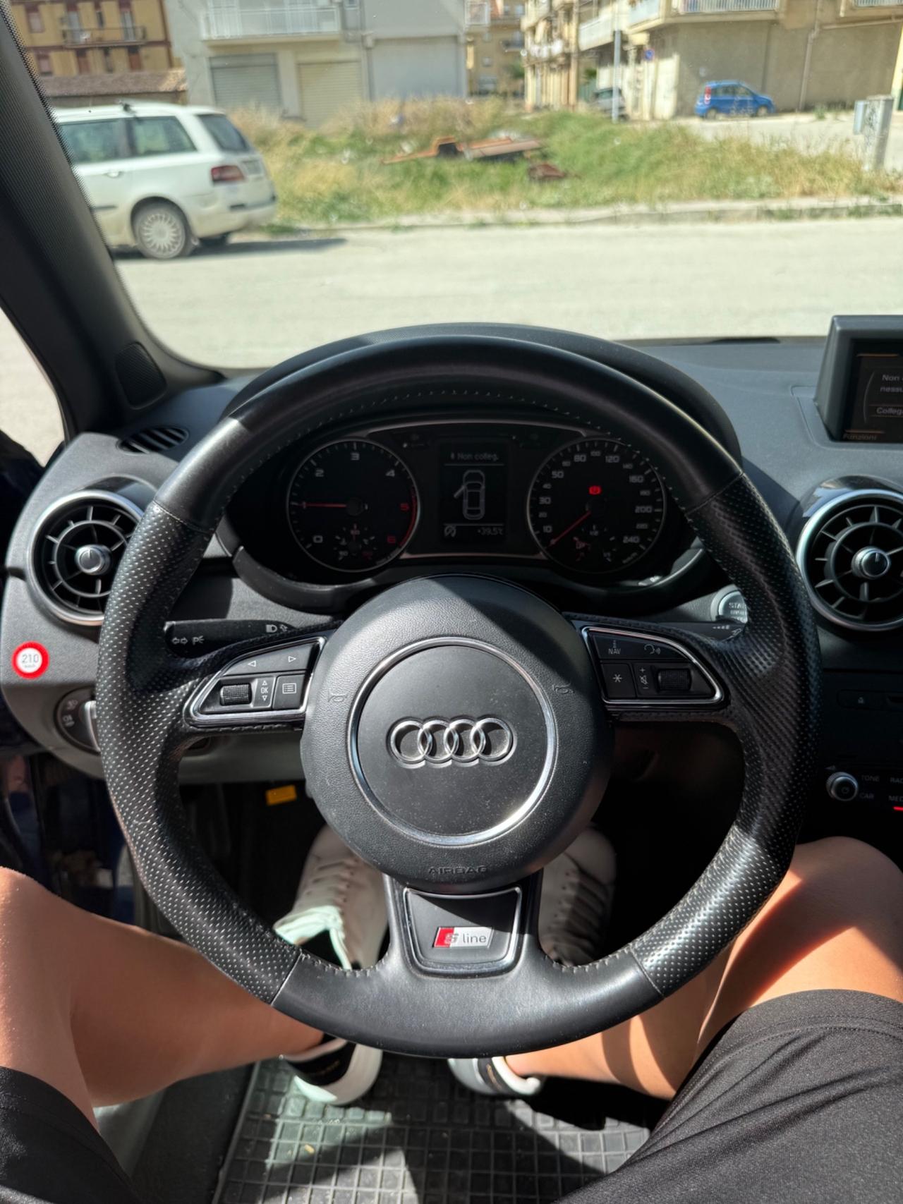 Audi A1 1.6 TDI 105 CV Attraction