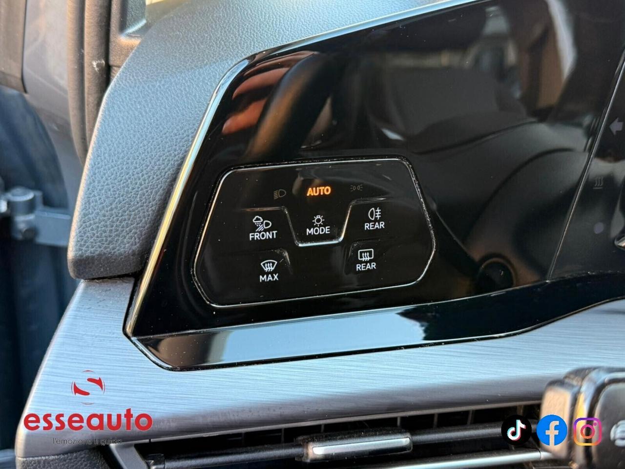 Volkswagen Golf 1.5 eTSI 150 CV EVO ACT DSG 1st Edition Style