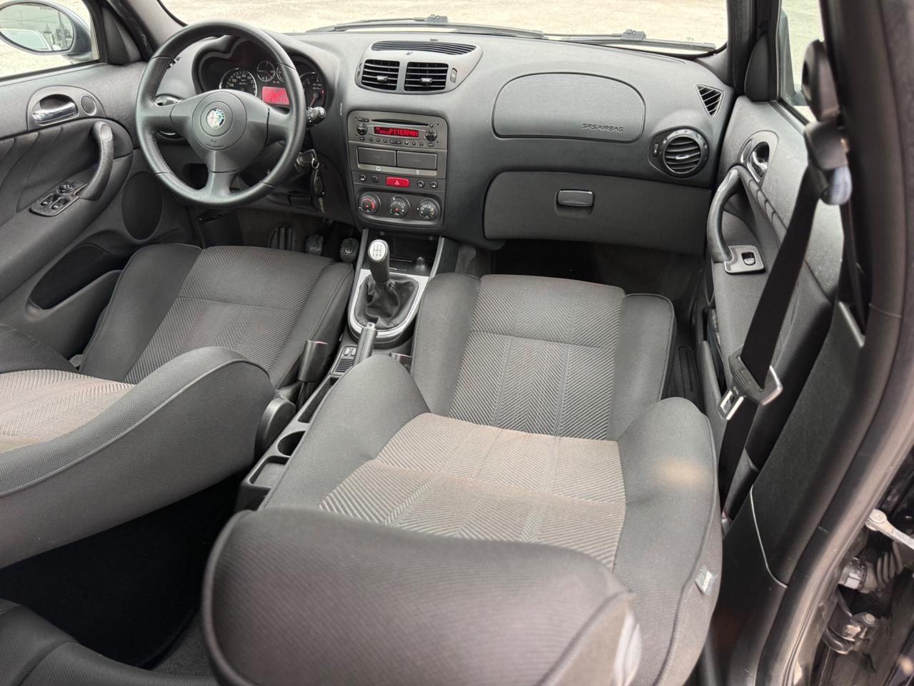 Alfa Romeo 147 1.6 16V TS (105) 5 porte Moving Unico P