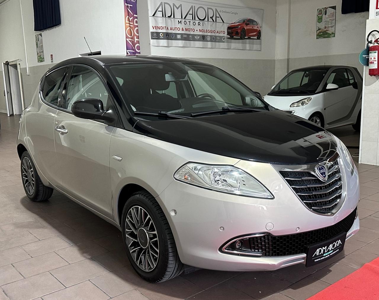 Lancia Ypsilon 1.2 69 CV 5 porte S&S Platinum
