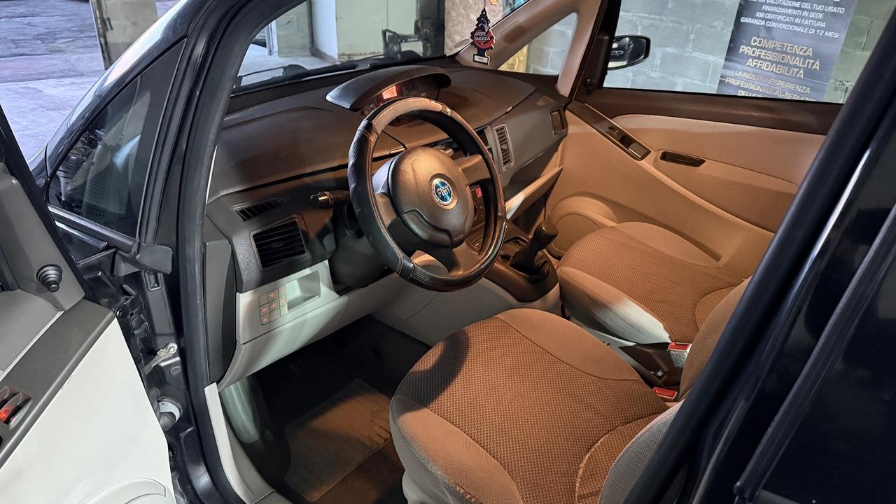 Fiat Idea 1.3 Multijet 16V Emotion