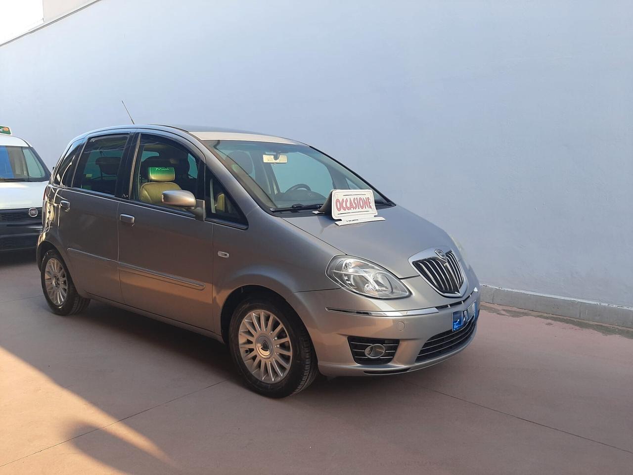 Lancia MUSA 1.4 16V Platino Plus con GPL