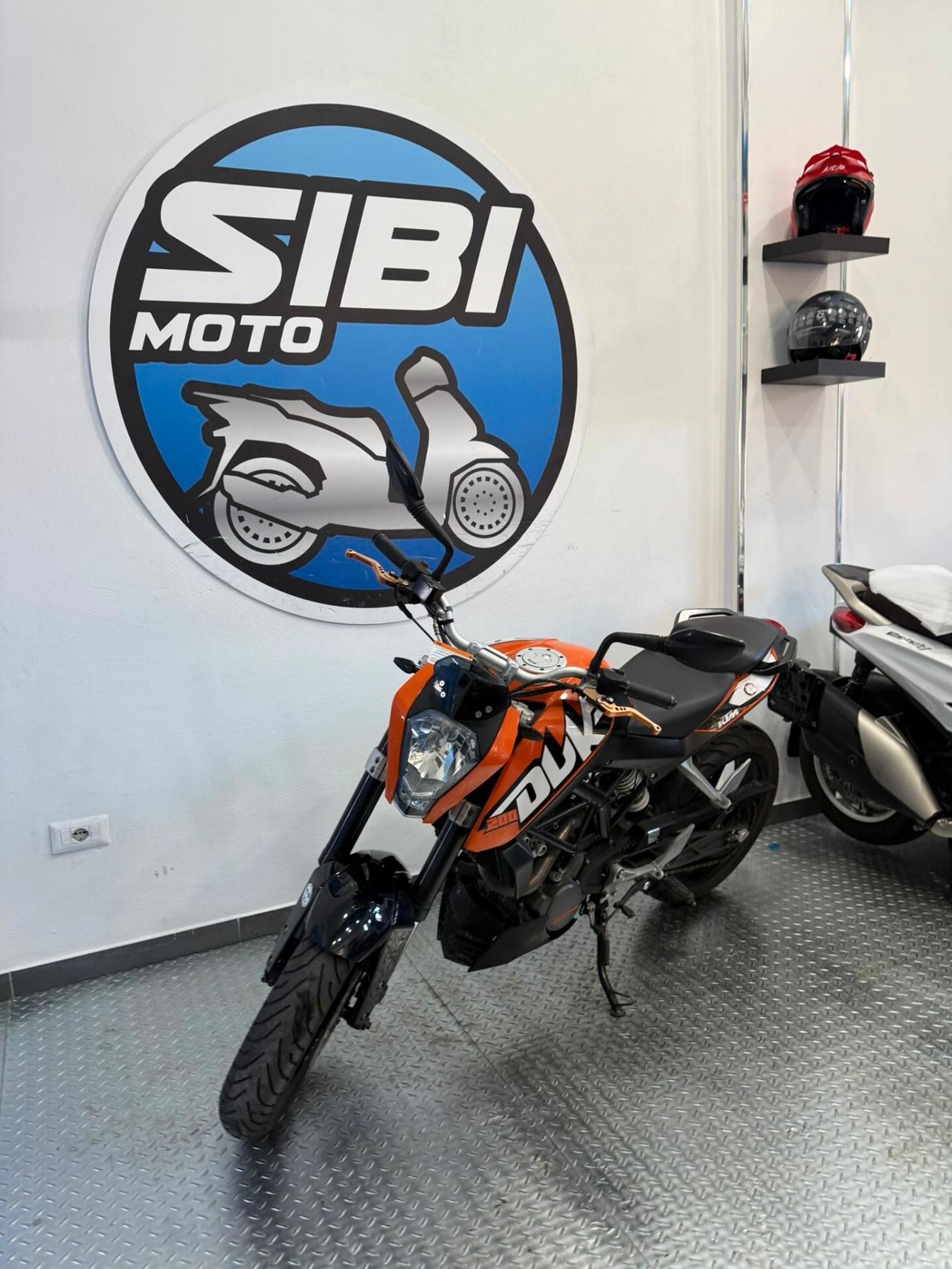 KTM 200 DUKE