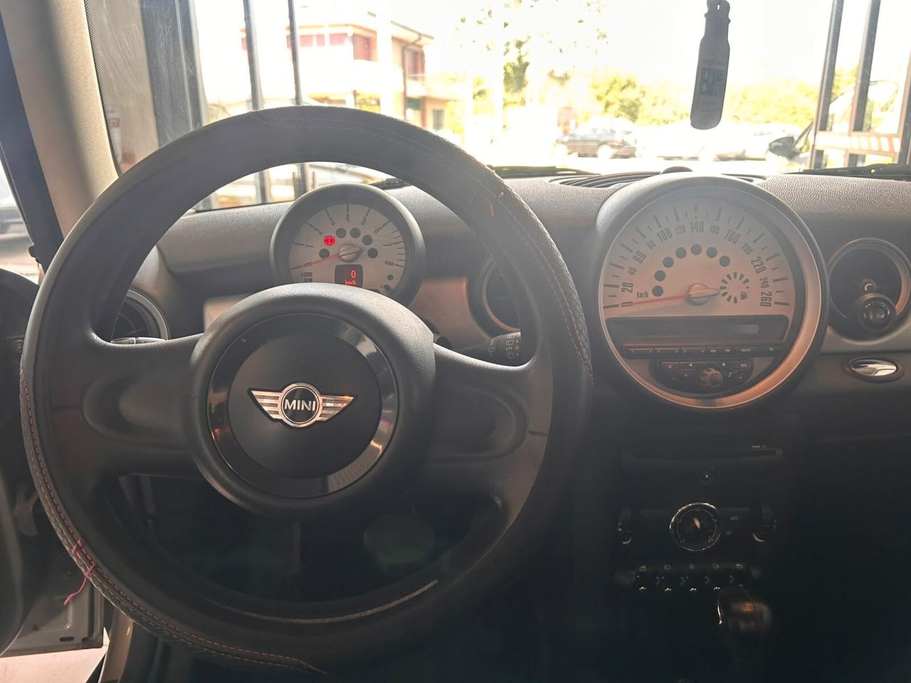 Mini 1.6 16V One (72kW)