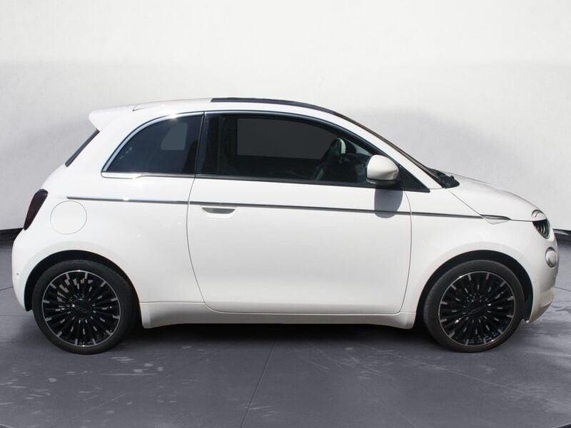 FIAT 500 La Prima Berlina 42 kWh