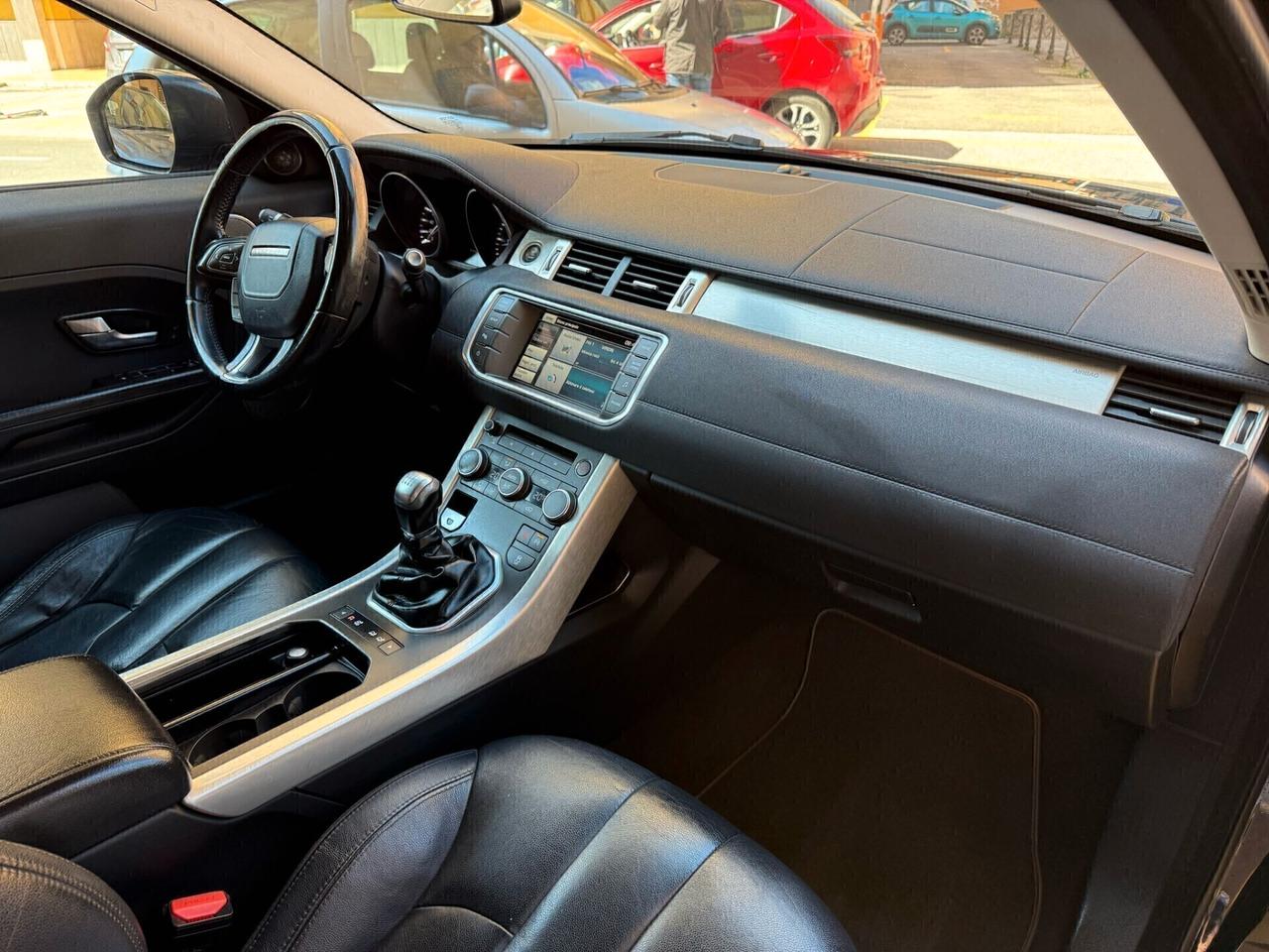 Land Rover Evoque 2.2 TD4 Prestige 150CV 4X4