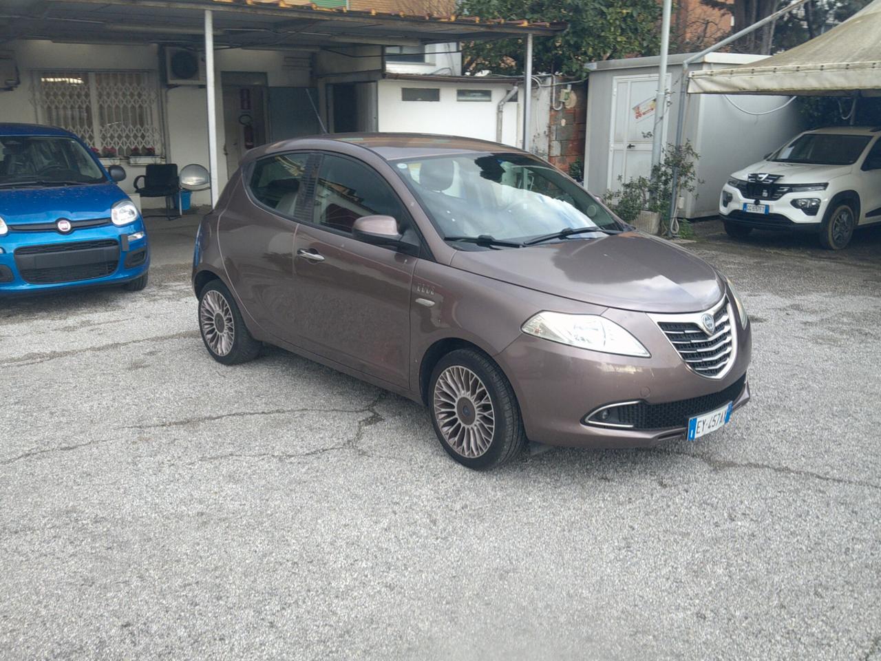 LANCIA YPSILON 1.2 69cv 5 Porte ELLE