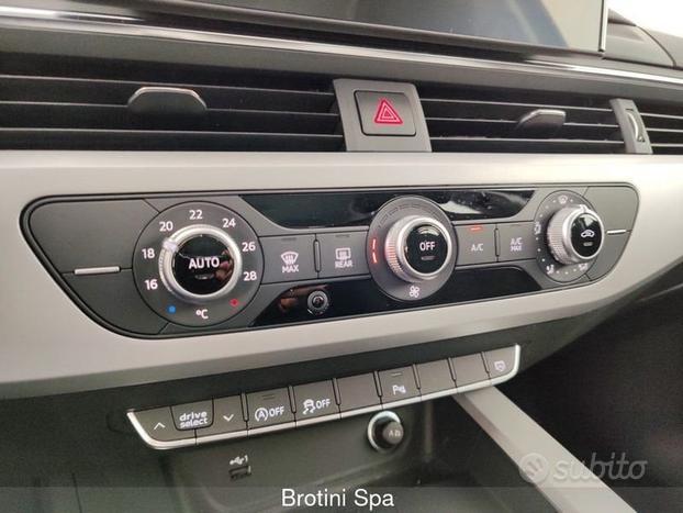 Audi A4 Avant 30 TDI/136 CV S tronic Business
