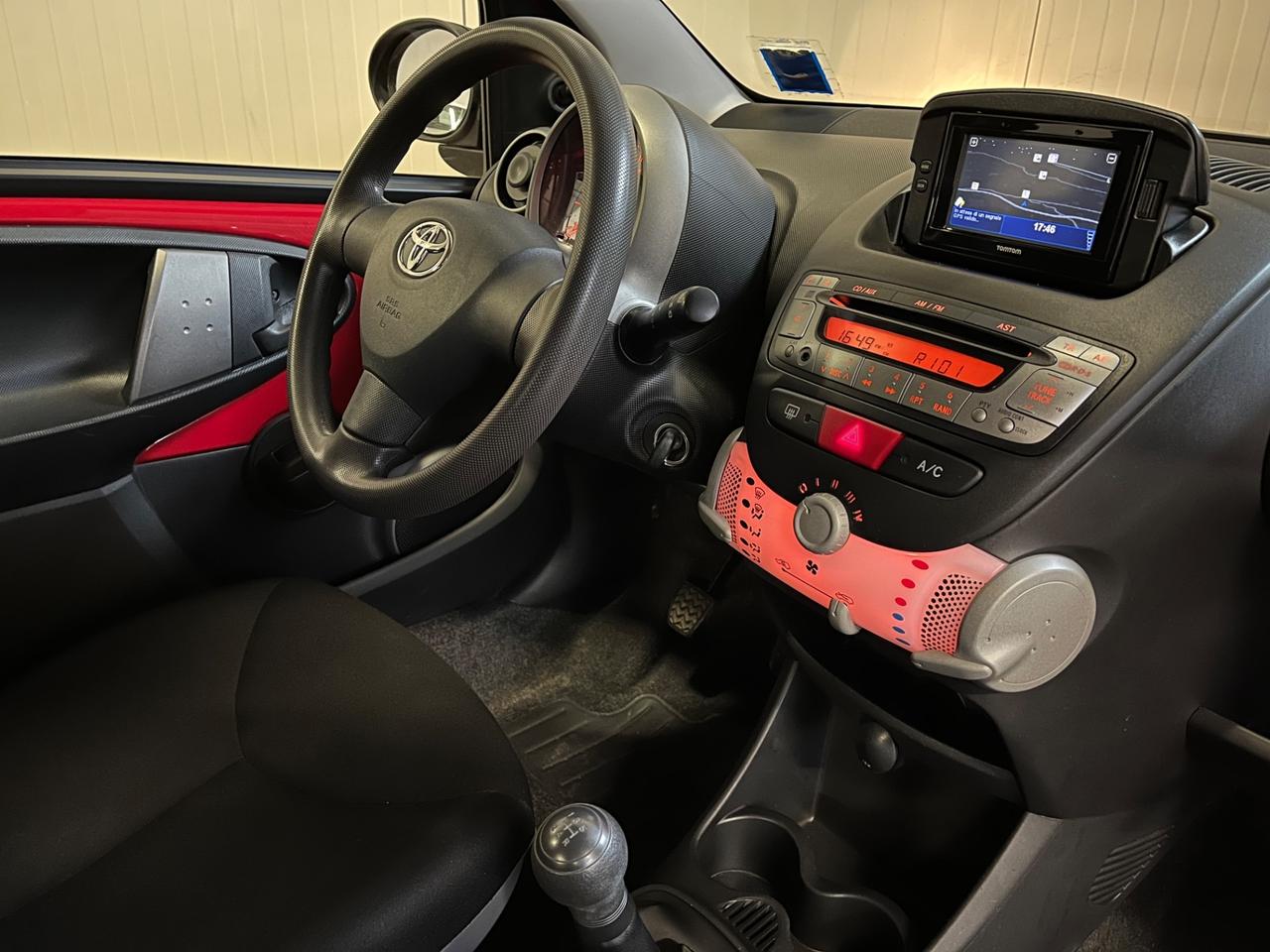 Toyota Aygo 1.0 12V VVT-i 5 porte Active Connect