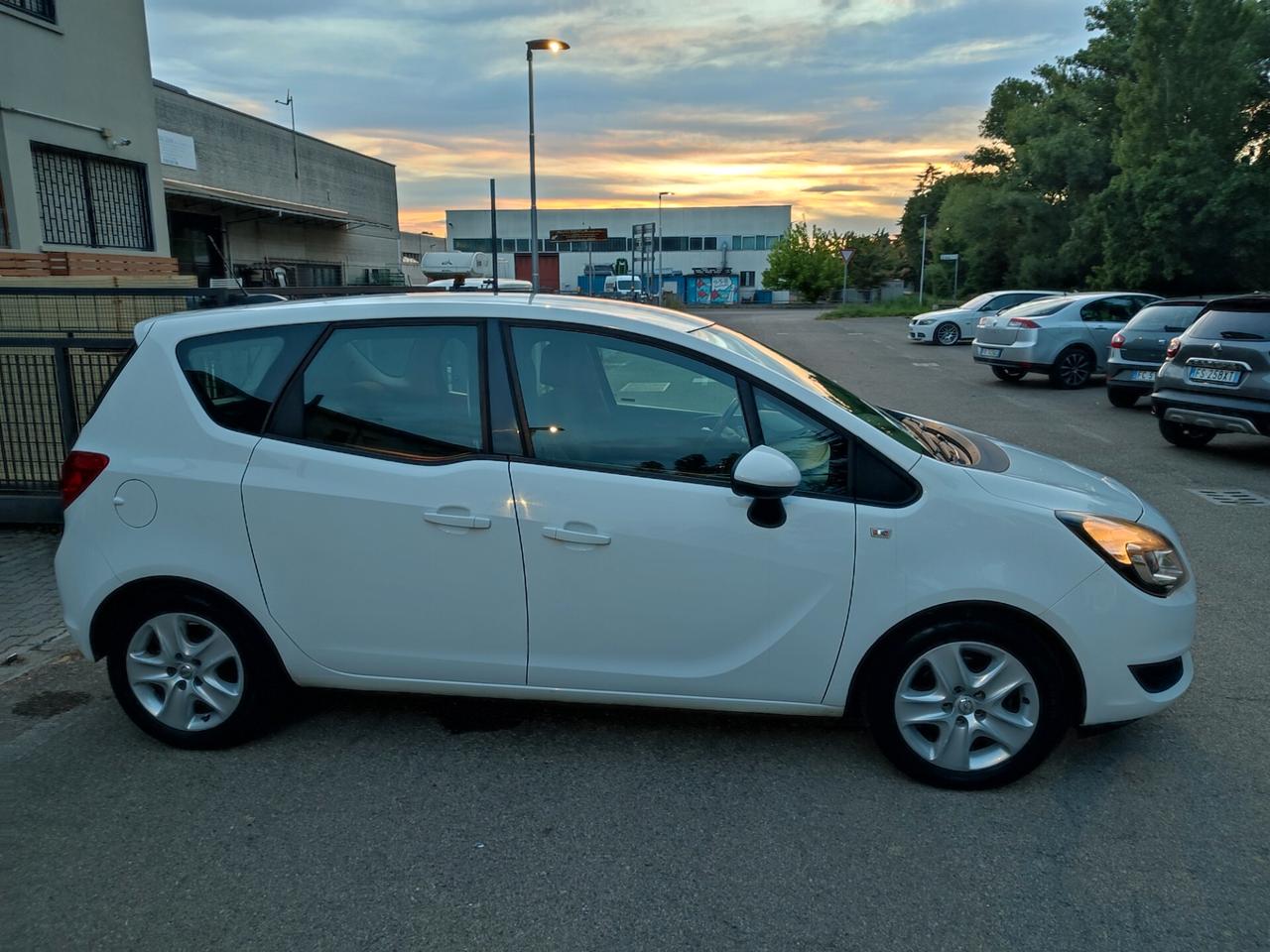 OPEL MERIVA 2017 A GPL DI CASA EURO6B BELLA