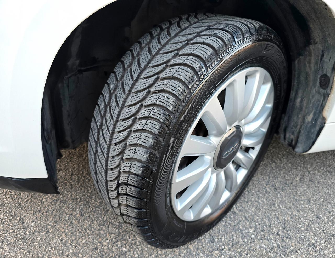 FIAT 500L LOUNGE 1.3 M-JET AUTOMATICA MOTORE NUOVO