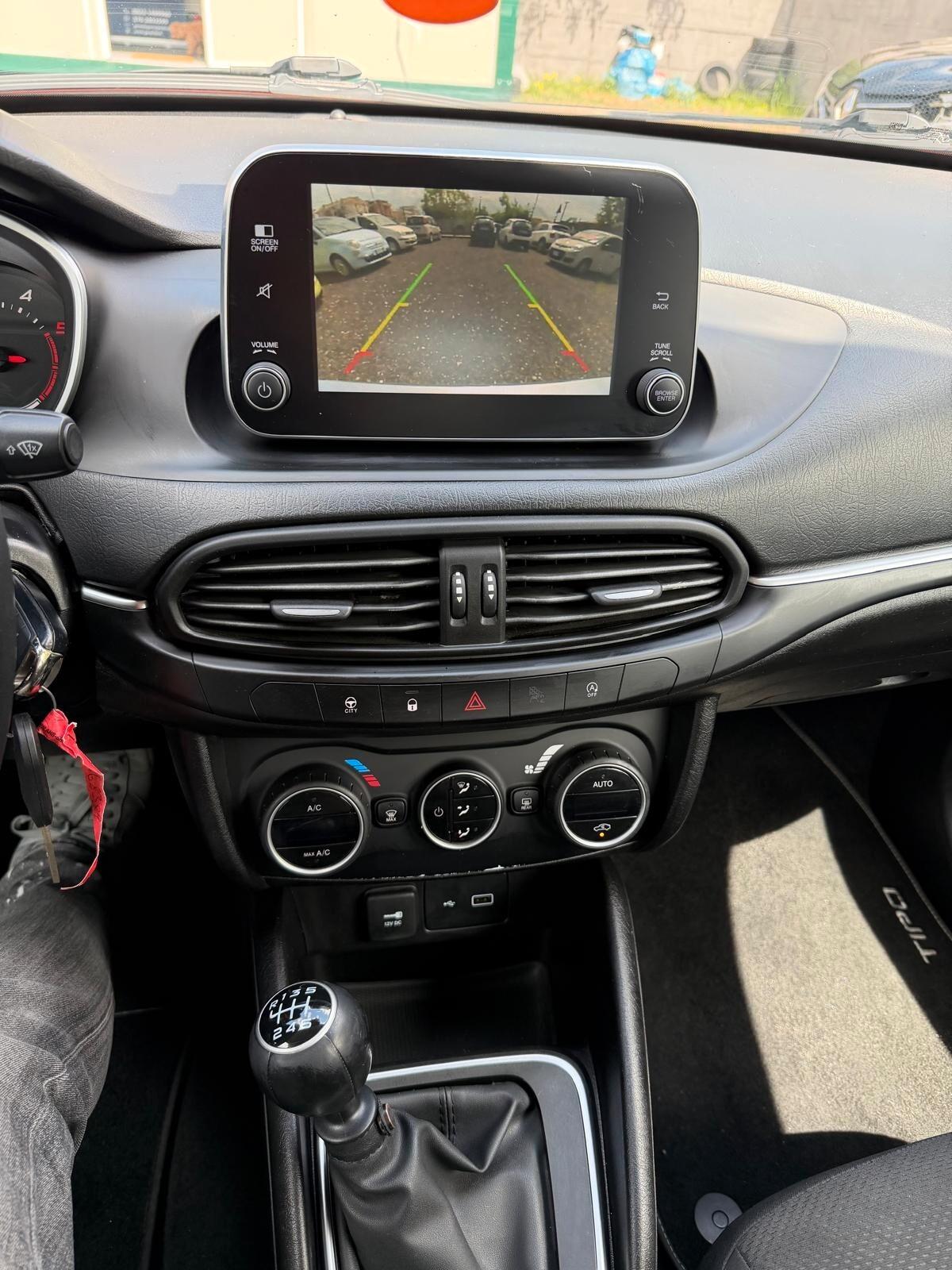 Fiat Tipo 1.6 Mjt S&S SW Lounge