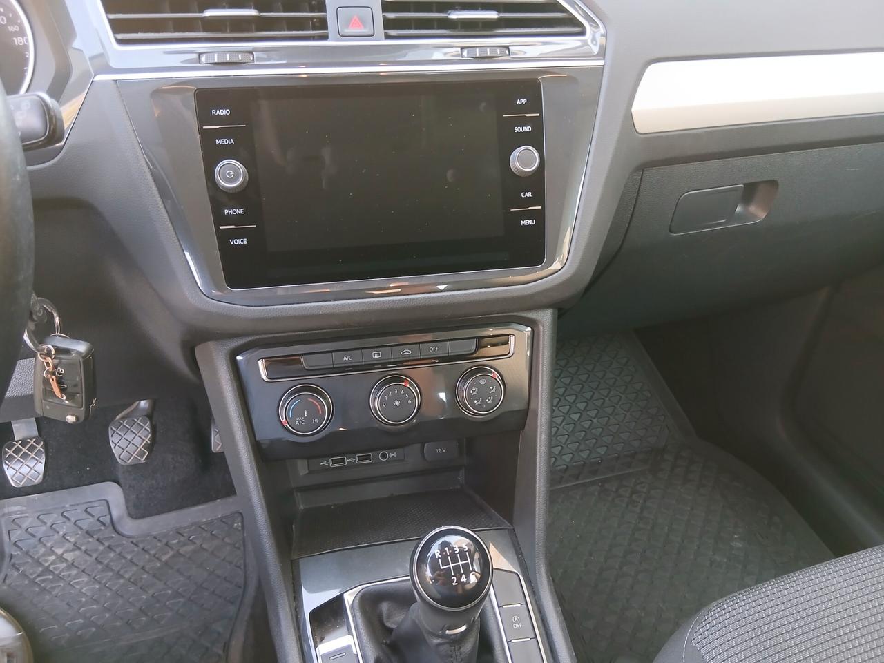 Volkswagen Tiguan 1.5 TSI Urban ACT BlueMotion Technology tua a €199 mese