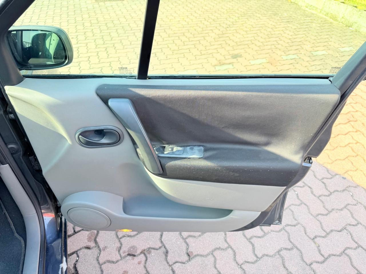 Renault Scenic Scénic 7 Posti GPL